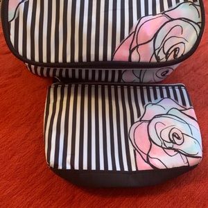 Lancôme Cosmetic Bag Set .